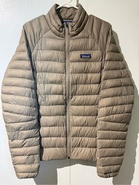 Patagonia Women's Down Jacket - Seabird Grey
